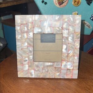 Elegant Mother of Pearl Photo made in India Frame